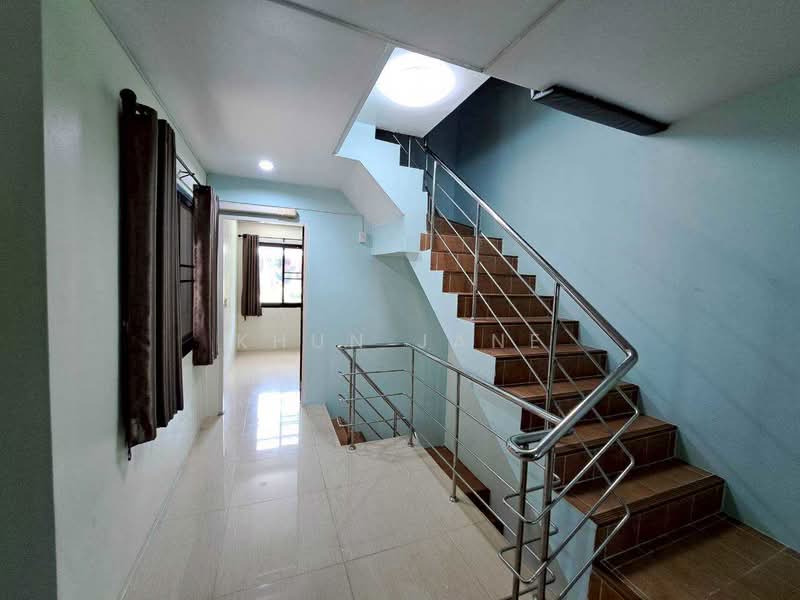 Home office for rent near BTS On Nut (SPSJP142), Bangkok, ซอย สุขุมวิท 83, Bang Chak, Phra Khanong, Bangkok, 3 Bedrooms, 200 sqm, Townhouse For Rent, by Khun Jane, 500149155 - DDproperty.com