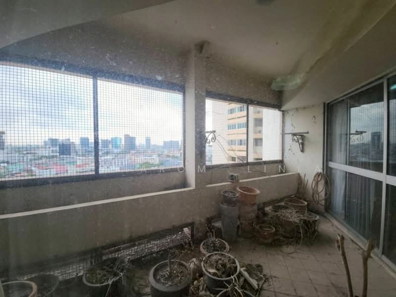 Tai Ping Towers, Bangkok, 582 Soi Sukhumvit 63, Khlong Tan Nua, Watthana, Bangkok, 3 Bedrooms, 216 sqm, Condo For Sale, by Nuttharom  Linla , 500149234 - DDproperty.com