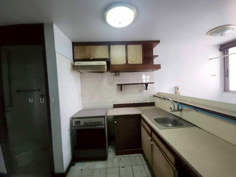 Tai Ping Towers, Bangkok, 582 Soi Sukhumvit 63, Khlong Tan Nua, Watthana, Bangkok, 3 Bedrooms, 216 sqm, Condo For Sale, by Nuttharom  Linla , 500149234 - DDproperty.com