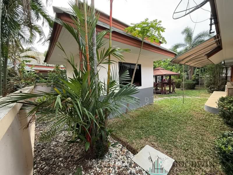 Baan Dusit Pattaya Lake : บ้านดุสิต พัทยา เลค, ชลบุรี, ถนนทางเข้า, ห้วยใหญ่, บางละมุง, ชลบุรี, 250 ตร.ม., บ้านเดี่ยว ขาย, โดย Megan Goodwin, 500149274 - DDproperty.com