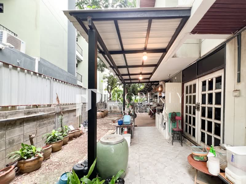 House, Bangkok, สุขุมวิท, Bang Chak, Phra Khanong, Bangkok, 5 Bedrooms, 350 sqm, Single Detached House For Sale, by Chidaphar Beawlek, 500149277 - DDproperty.com