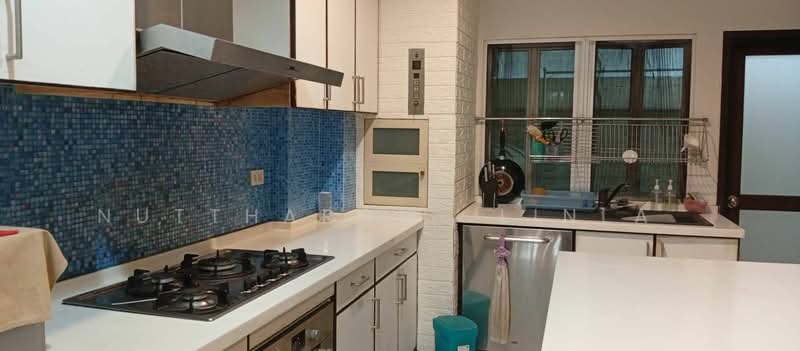 Golden Home Park Ville, Bangkok, Chong Nonsi, Yan Nawa, Bangkok, 3 Bedrooms, 320 sqm, Townhouse For Sale, by Nuttharom  Linla , 500149316 - DDproperty.com