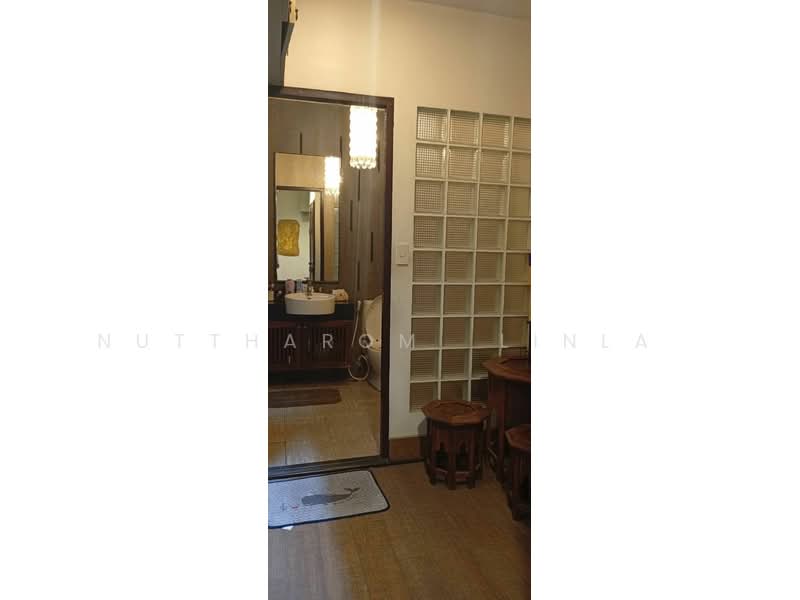 Golden Home Park Ville, Bangkok, Chong Nonsi, Yan Nawa, Bangkok, 3 Bedrooms, 320 sqm, Townhouse For Sale, by Nuttharom  Linla , 500149316 - DDproperty.com