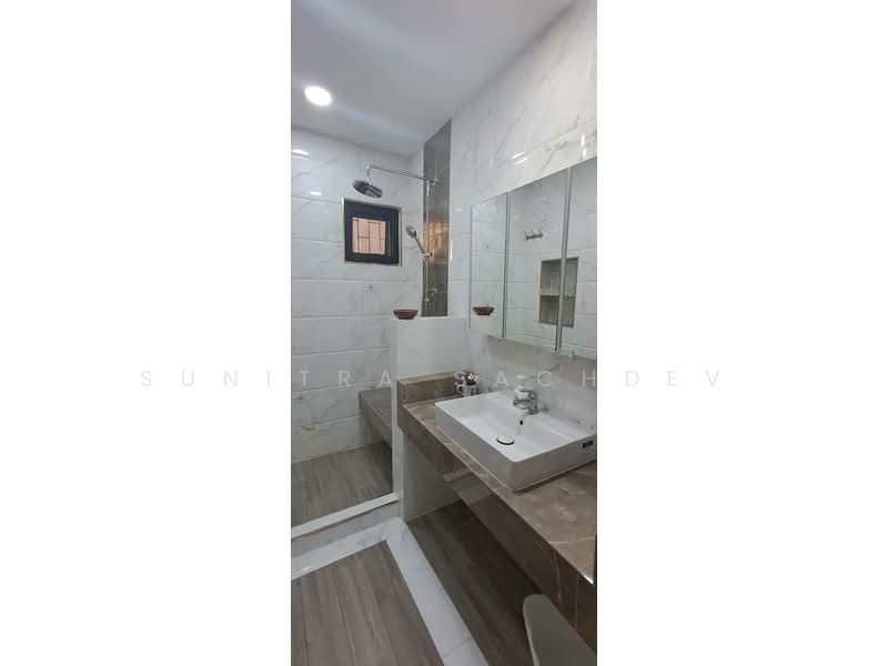 ทาวน์โฮม 2 ชั้น ซอยพัฒนาการ 29, กรุงเทพ, สวนหลวง, สวนหลวง, กรุงเทพ, 120 ตร.ม., ทาวน์เฮ้าส์ ให้เช่า, โดย Sunitra Sachdev, 500149318 - DDproperty.com