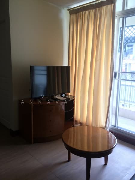 Dusit Avenue, Bangkok, 123 Ratchawithi Road, Wachira Payaban, Dusit, Bangkok, 2 Bedrooms, 58 sqm, Condo For Rent, by Vichai Annavakulthorn, 500149342 - DDproperty.com
