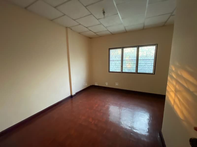 นอกโครงการลพบุรี, Lop Buri, Tha Sala, Muang Lop Buri, Lop Buri, 2 Bedrooms, 130 sqm, Townhouse For Sale, by คุณแจม, 500149370 - DDproperty.com