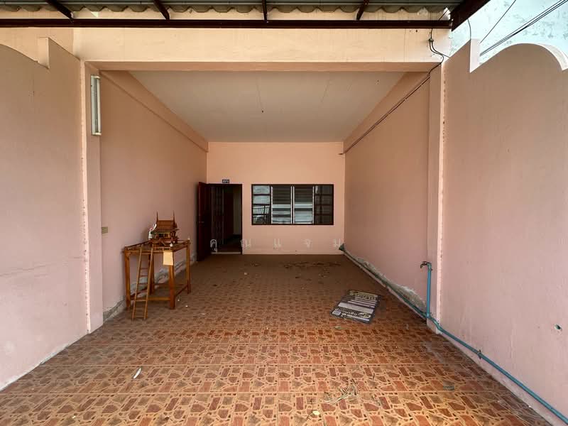 นอกโครงการลพบุรี, Lop Buri, Tha Sala, Muang Lop Buri, Lop Buri, 2 Bedrooms, 130 sqm, Townhouse For Sale, by คุณแจม, 500149370 - DDproperty.com