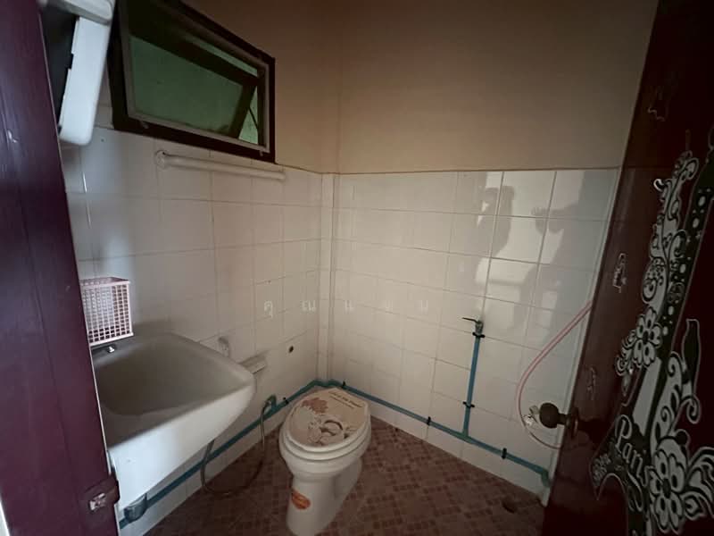 นอกโครงการลพบุรี, Lop Buri, Tha Sala, Muang Lop Buri, Lop Buri, 2 Bedrooms, 130 sqm, Townhouse For Sale, by คุณแจม, 500149370 - DDproperty.com