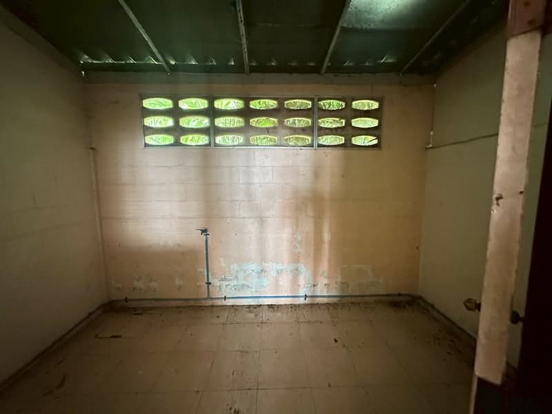 นอกโครงการลพบุรี, Lop Buri, Tha Sala, Muang Lop Buri, Lop Buri, 2 Bedrooms, 130 sqm, Townhouse For Sale, by คุณแจม, 500149370 - DDproperty.com