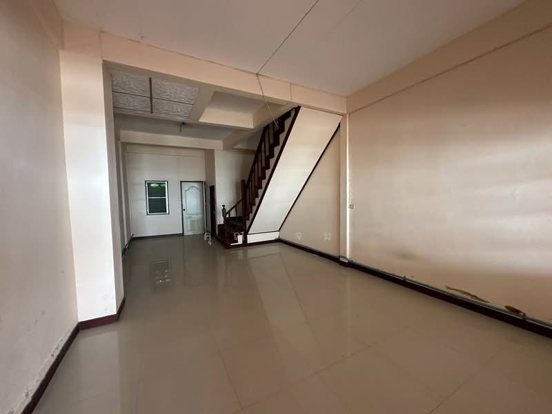 นอกโครงการลพบุรี, Lop Buri, Tha Sala, Muang Lop Buri, Lop Buri, 2 Bedrooms, 130 sqm, Townhouse For Sale, by คุณแจม, 500149370 - DDproperty.com