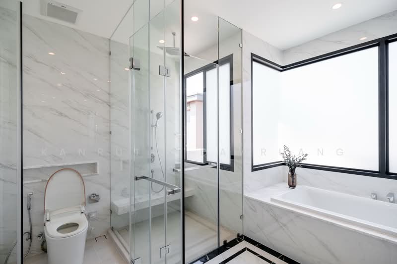 CINQ ROYAL Krungthep Kreetha, Bangkok, Pracharuamjai Road, Saphan Sung, Saphan Sung, Bangkok, 5 Bedrooms, 705 sqm, Single Detached House For Sale, by Kanrutai Dawruang, 500149410 - DDproperty.com