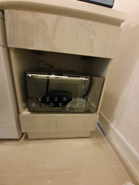 Life Asoke, Bangkok, Asoke-Dindang Road, Bang Kapi, Huai Khwang, Bangkok, 1 Bedroom, 30 sqm, Condo For Rent, by Keerati Wangrujirakul, 500149432 - DDproperty.com