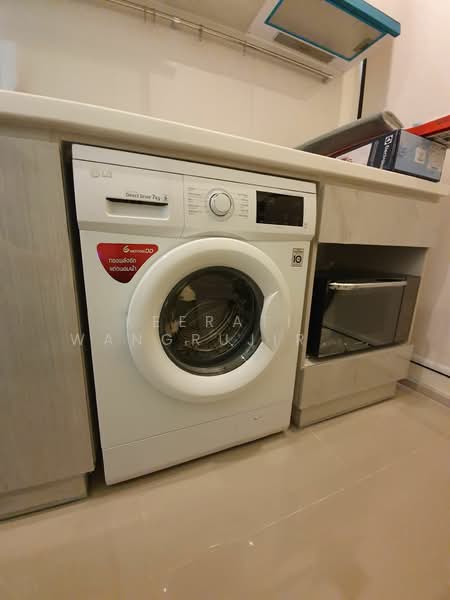 Life Asoke, Bangkok, Asoke-Dindang Road, Bang Kapi, Huai Khwang, Bangkok, 1 Bedroom, 30 sqm, Condo For Rent, by Keerati Wangrujirakul, 500149432 - DDproperty.com