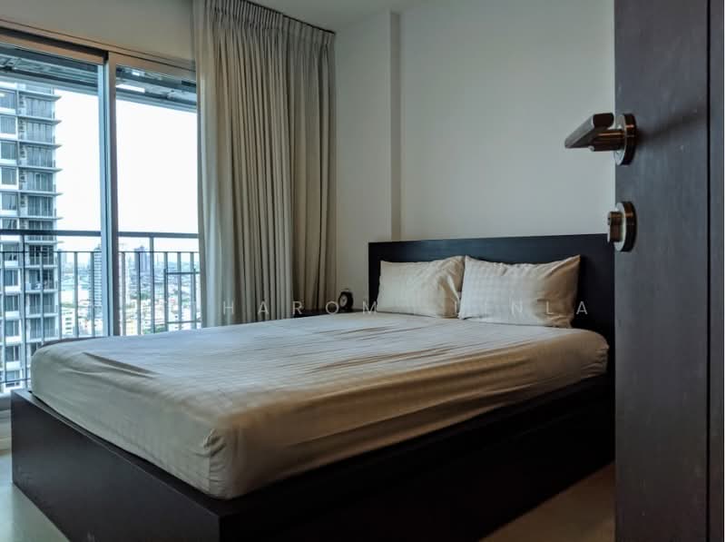 Rhythm Sathorn-Narathiwas, Bangkok, 651 Naradhiwas Rajanagarindra Road, Thung Maha Mek, Sathon, Bangkok, 1 Bedroom, 38 sqm, Condo For Sale, by Nuttharom  Linla , 500149440 - DDproperty.com