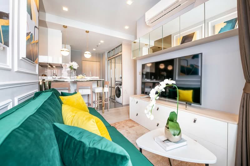 M Thonglor 10, Bangkok, 9 Soi Ekkamai 12, Ekkamai Road, Khlong Tan Nua, Watthana, Bangkok, 2 Bedrooms, 40 sqm, Condo For Rent, by Jintarat Peerapatdit, 500149443 - DDproperty.com