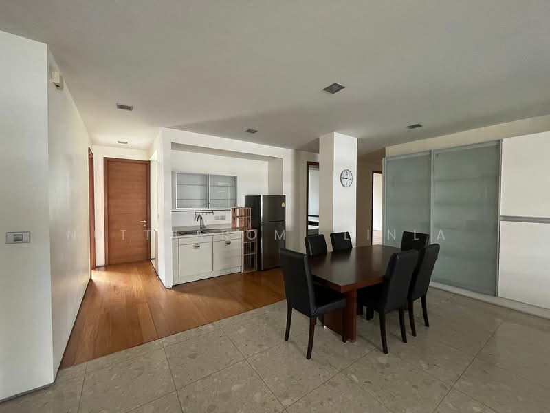 Ficus Lane : ไฟคัส เลน, กรุงเทพ, ซอยสุขุมวิท 44/1 (ซอยพิชัยสวัสดิ์), พระโขนง, คลองเตย, กรุงเทพ, 210 ตร.ม., คอนโด ขาย, โดย Nuttharom  Linla , 500149467 - DDproperty.com