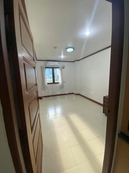 Aree Place Sukhumvit 26 : อารีย์ เพลส สุขุมวิท 26, กรุงเทพ, คลองตัน, คลองเตย, กรุงเทพ, 105 ตร.ม., คอนโด ขาย, โดย Nuttharom  Linla , 500149512 - DDproperty.com