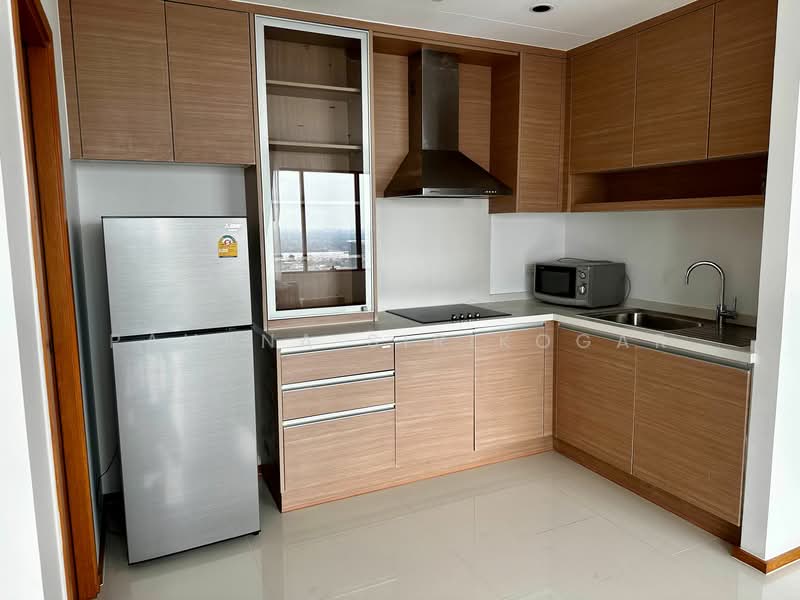 The Emporio Place, Bangkok, 93 Soi Sukhumvit 24, Sukhumvit Road, Khong Tan, Khlong Toei, Bangkok, 2 Bedrooms, 100 sqm, Condo For Rent, by Pavana Sirikogar, 500149539 - DDproperty.com