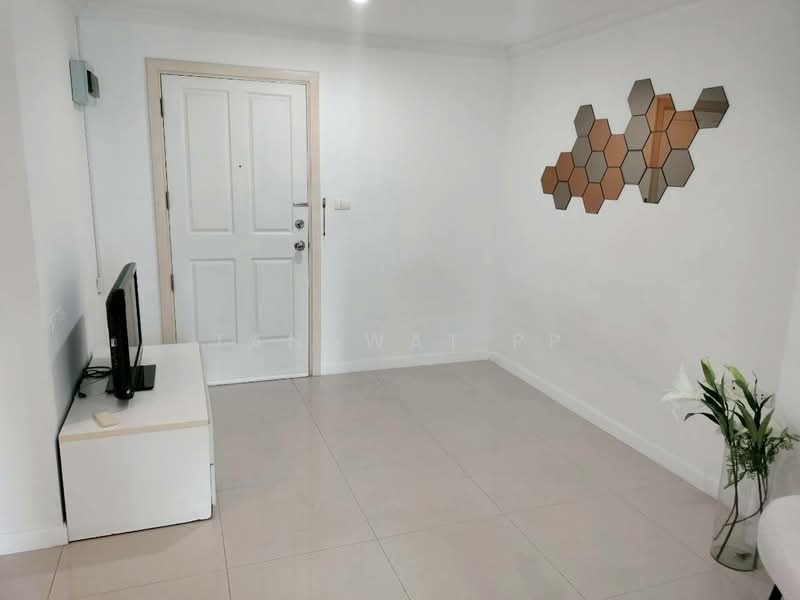 Lumpini Place Rama 9-Ratchada, Bangkok, Rama 9 Road, Huai Khwang, Huai Khwang, Bangkok, 1 Bedroom, 38 sqm, Condo For Rent, by Tanawat PP, 500149540 - DDproperty.com