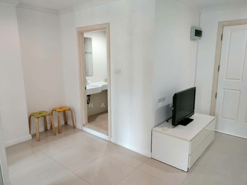 Lumpini Place Rama 9-Ratchada, Bangkok, Rama 9 Road, Huai Khwang, Huai Khwang, Bangkok, 1 Bedroom, 38 sqm, Condo For Rent, by Tanawat PP, 500149540 - DDproperty.com