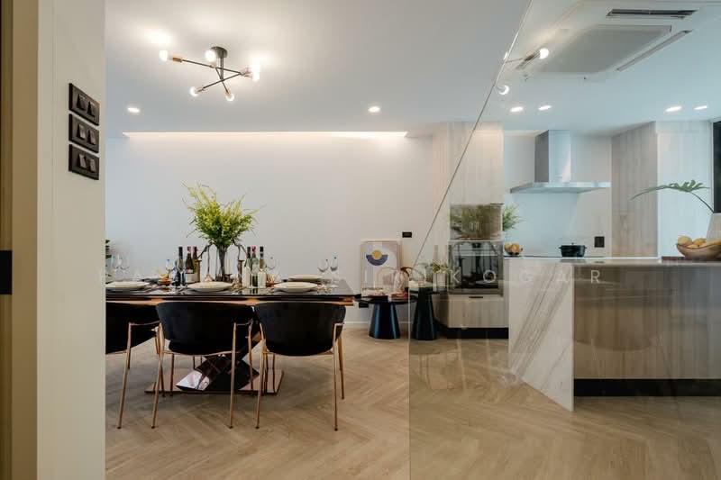 3-BR Townhouse, Bangkok, Khlong Tan Nua, Watthana, Bangkok, 3 Bedrooms, 300 sqm, Townhouse For Rent, by Pavana Sirikogar, 500149554 - DDproperty.com