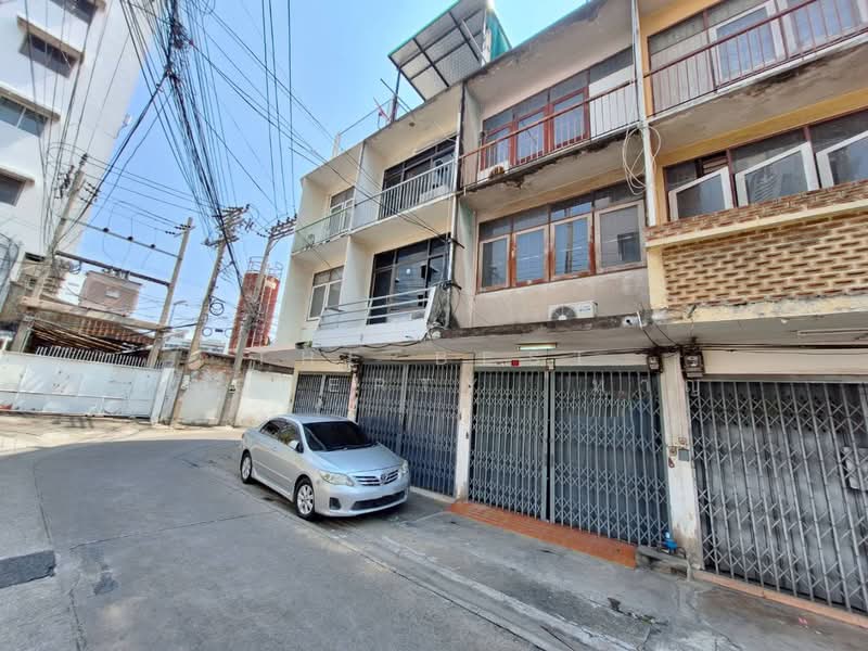 For Sale - อาคารพาณิชย์ธนบุรี กรุงเทพมหานคร, Bangkok