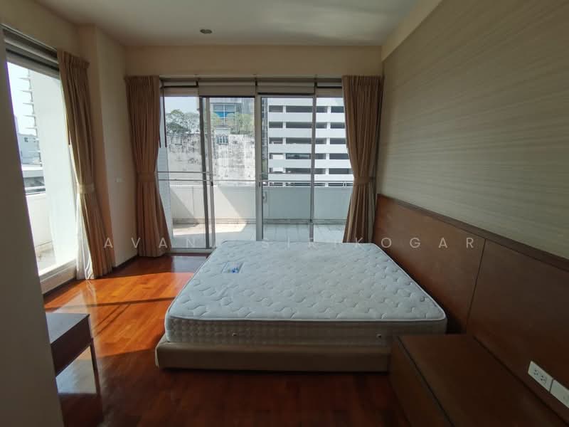 Noble Ora, Bangkok, Soi Sukhumvit 55, Sukhumvit Road, Khlong Tan Nua, Watthana, Bangkok, 2 Bedrooms, 150 sqm, Condo For Rent, by Pavana Sirikogar, 500149577 - DDproperty.com