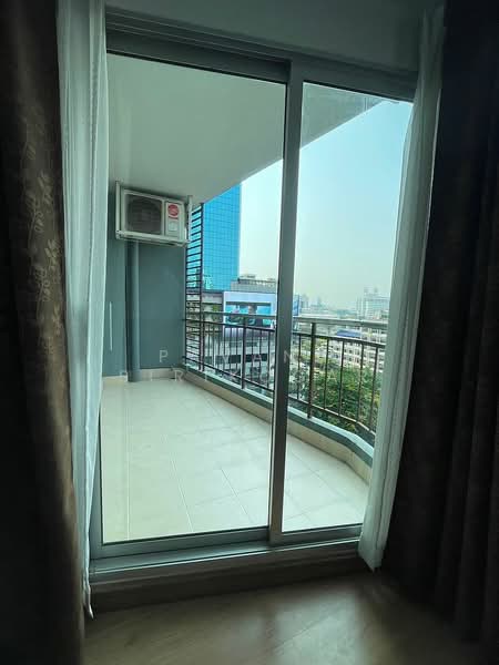 Supalai Park Ekkamai-Thonglor, Bangkok, Petchaburi Road, Bang Kapi, Huai Khwang, Bangkok, 2 Bedrooms, 74 sqm, Condo For Rent, by Pavana Sirikogar, 500149580 - DDproperty.com