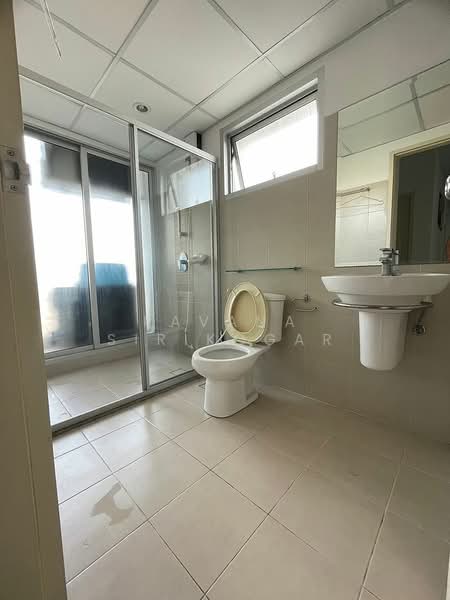 Supalai Park Ekkamai-Thonglor, Bangkok, Petchaburi Road, Bang Kapi, Huai Khwang, Bangkok, 2 Bedrooms, 74 sqm, Condo For Rent, by Pavana Sirikogar, 500149580 - DDproperty.com