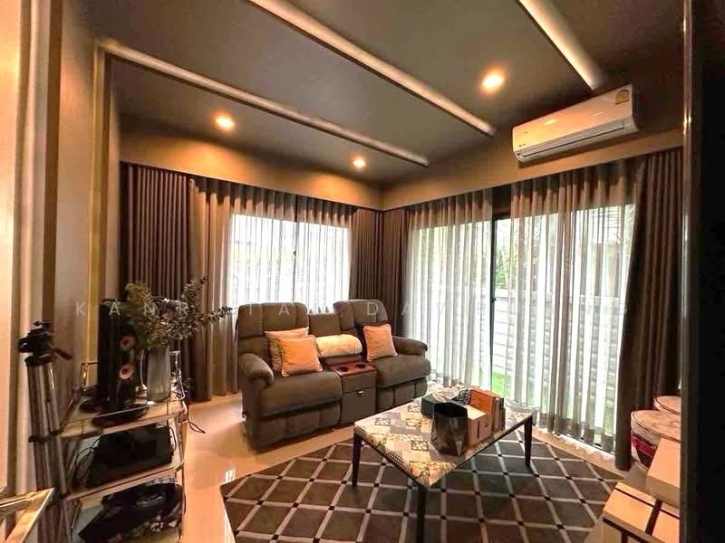 Setthasiri Chaengwattana-Prachachuen 2, Nonthaburi, Liab Khlong Phapa Road, Ban Mai, Pak Kret, Nonthaburi, 4 Bedrooms, 380 sqm, Single Detached House For Sale, by Kanrutai Dawruang, 500149594 - DDproperty.com