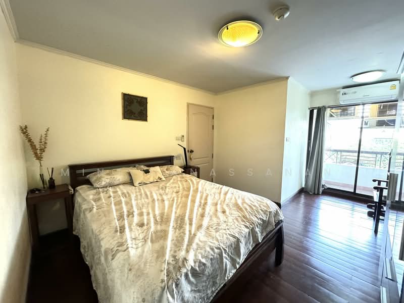 Lumpini Place Suanplu-Sathorn, Bangkok, 435-112 Suan Plu, Thung Maha Mek, Sathon, Bangkok, 2 Bedrooms, 60 sqm, Condo For Rent, by Mint Manassanan, 500149609 - DDproperty.com