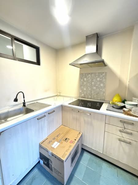 Lumpini Place Suanplu-Sathorn, Bangkok, 435-112 Suan Plu, Thung Maha Mek, Sathon, Bangkok, 2 Bedrooms, 60 sqm, Condo For Rent, by Mint Manassanan, 500149609 - DDproperty.com