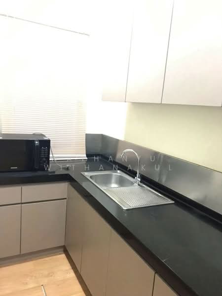 Silom Grand Terrace, Bangkok, Soi Saladaeng 2, Saladaeng Road, Silom, Bang Rak, Bangkok, 1 Bedroom, 84 sqm, Condo For Rent, by Wathanyu Withanakul, 500149617 - DDproperty.com