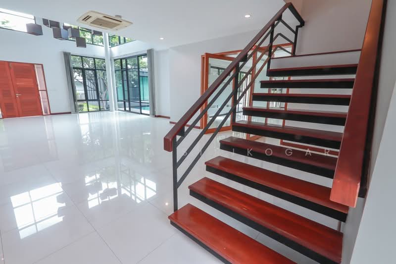 บ้าน 4-ห้องนอน, กรุงเทพ, บางกะปิ, ห้วยขวาง, กรุงเทพ, 500 ตร.ม., บ้านเดี่ยว ให้เช่า, โดย Pavana Sirikogar, 500149634 - DDproperty.com