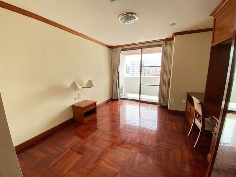 Sriratana Mansion 2, Bangkok, 59 Soi Sukhumvit 23, Khlongtoei Nua, Watthana, Bangkok, 3 Bedrooms, 240 sqm, Apartment For Rent, by Pavana Sirikogar, 500149685 - DDproperty.com