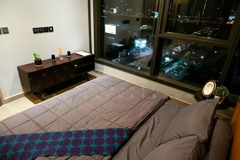 The Esse at Singha Complex, Bangkok, 1788 New Petchaburi Rd, Khlongtoei Nua, Watthana, Bangkok, 1 Bedroom, 48 sqm, Condo For Rent, by Natrinee Aphirachatanon, 500149751 - DDproperty.com