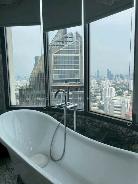 Q Asoke, Bangkok, 1678 Petchaburi Road, Makkasan, Ratchathewi, Bangkok, 5 Bedrooms, 275 sqm, Condo For Rent, by Natrinee Aphirachatanon, 500149768 - DDproperty.com