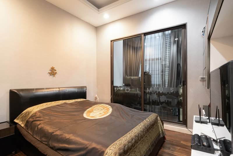 Soul Ekkamai-Ladprao, Bangkok, Ladprao Road, Phlapphla, Wang Thonglang, Bangkok, 5 Bedrooms, 331 sqm, Single Detached House For Sale, by Janjira Polmusik, 500149789 - DDproperty.com