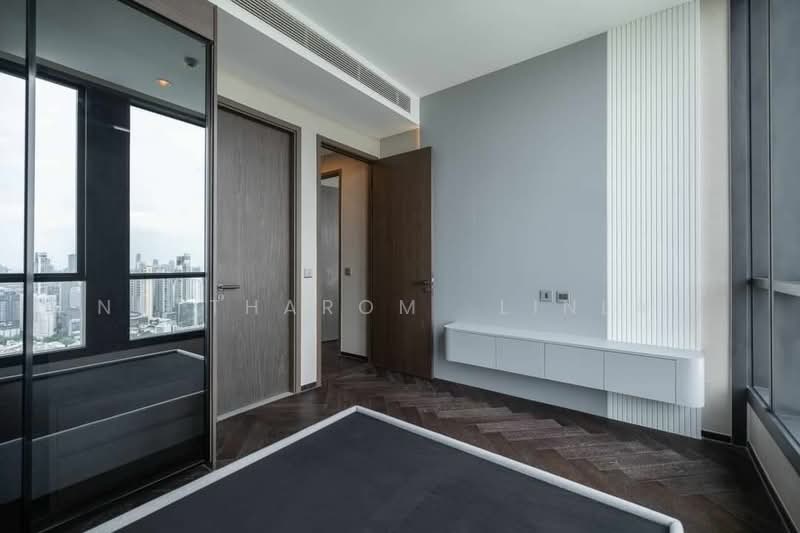 The Esse Sukhumvit 36, Bangkok, Soi Sukhumvit 36, Sukhumvit Road, Phra Kanong, Khlong Toei, Bangkok, 3 Bedrooms, 126 sqm, Condo For Sale, by Nuttharom  Linla , 500149791 - DDproperty.com
