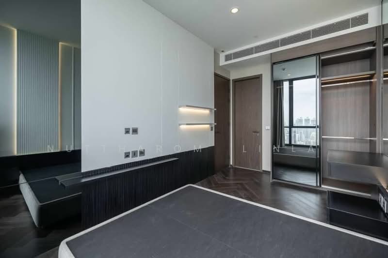 The Esse Sukhumvit 36, Bangkok, Soi Sukhumvit 36, Sukhumvit Road, Phra Kanong, Khlong Toei, Bangkok, 3 Bedrooms, 126 sqm, Condo For Sale, by Nuttharom  Linla , 500149791 - DDproperty.com