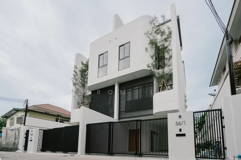The Shade Sukhumvit 101, Bangkok, Bang Chak, Phra Khanong, Bangkok, 3 Bedrooms, 380 sqm, Townhouse For Sale, by Nuttharom  Linla , 500149865 - DDproperty.com