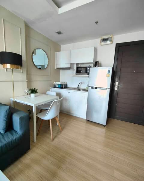 Thru Thonglor, Bangkok, Petchaburi Road, Bang Kapi, Huai Khwang, Bangkok, 1 Bedroom, 31 sqm, Condo For Rent, by Natrinee Aphirachatanon, 500149902 - DDproperty.com