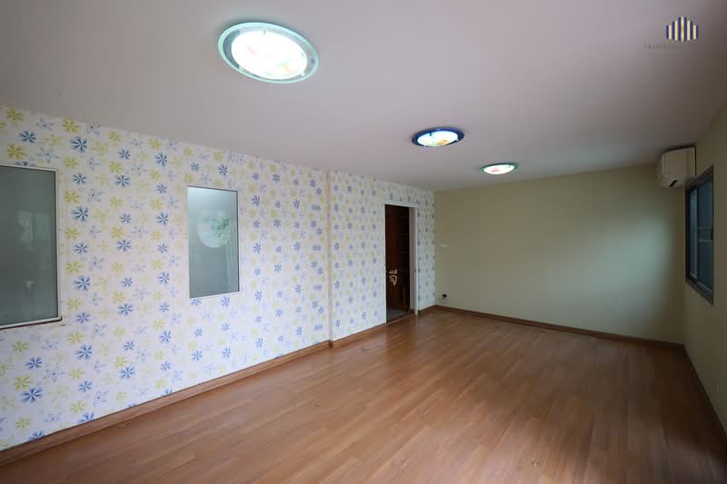 หมู่บ้านนี้ ติดมหาวิทยาลัย เนื้อที่เยอะ ทำเลดี! ขาย ทาวน์เฮ้าส์ 3 ชั้น หมู่บ้านพิบูลย์, Bangkok, Wong Sawang, Bang Sue, Bangkok, 4 Bedrooms, 350 sqm, Townhouse For Sale, by คุณจี, 500149910 - DDproperty.com