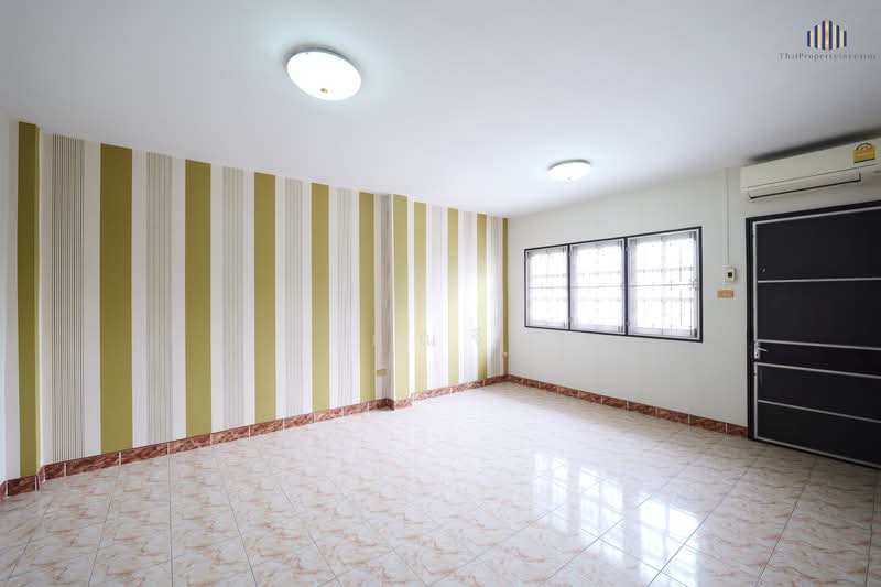 หมู่บ้านนี้ ติดมหาวิทยาลัย เนื้อที่เยอะ ทำเลดี! ขาย ทาวน์เฮ้าส์ 3 ชั้น หมู่บ้านพิบูลย์, กรุงเทพ, วงศ์สว่าง, บางซื่อ, กรุงเทพ, 350 ตร.ม., ทาวน์เฮ้าส์ ขาย, โดย คุณจี, 500149910 - DDproperty.com