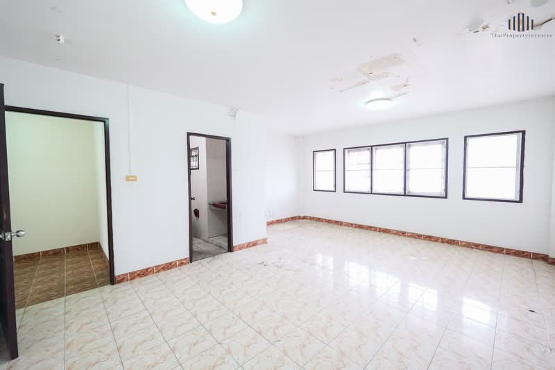 หมู่บ้านนี้ ติดมหาวิทยาลัย เนื้อที่เยอะ ทำเลดี! ขาย ทาวน์เฮ้าส์ 3 ชั้น หมู่บ้านพิบูลย์, กรุงเทพ, วงศ์สว่าง, บางซื่อ, กรุงเทพ, 350 ตร.ม., ทาวน์เฮ้าส์ ขาย, โดย คุณจี, 500149910 - DDproperty.com