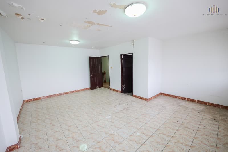 หมู่บ้านนี้ ติดมหาวิทยาลัย เนื้อที่เยอะ ทำเลดี! ขาย ทาวน์เฮ้าส์ 3 ชั้น หมู่บ้านพิบูลย์, Bangkok, Wong Sawang, Bang Sue, Bangkok, 4 Bedrooms, 350 sqm, Townhouse For Sale, by คุณจี, 500149910 - DDproperty.com