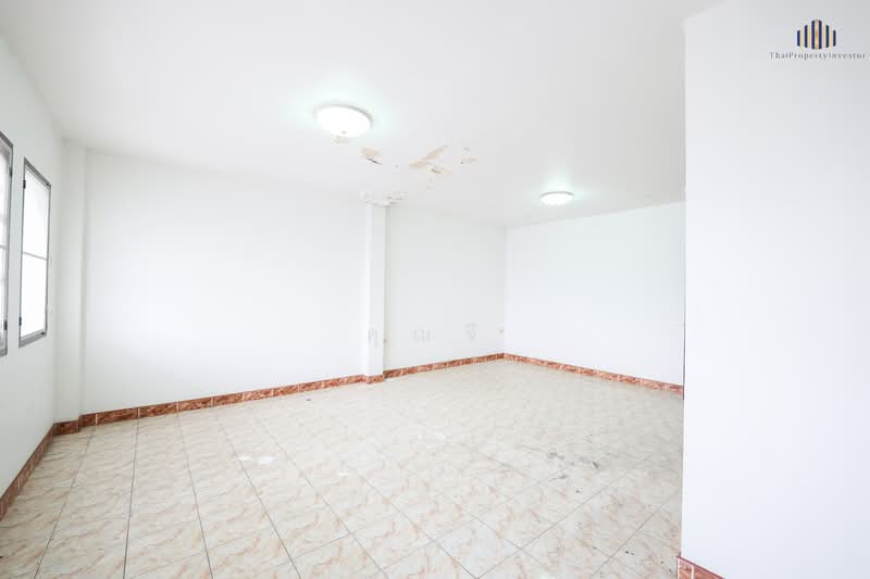 หมู่บ้านนี้ ติดมหาวิทยาลัย เนื้อที่เยอะ ทำเลดี! ขาย ทาวน์เฮ้าส์ 3 ชั้น หมู่บ้านพิบูลย์, Bangkok, Wong Sawang, Bang Sue, Bangkok, 4 Bedrooms, 350 sqm, Townhouse For Sale, by คุณจี, 500149910 - DDproperty.com