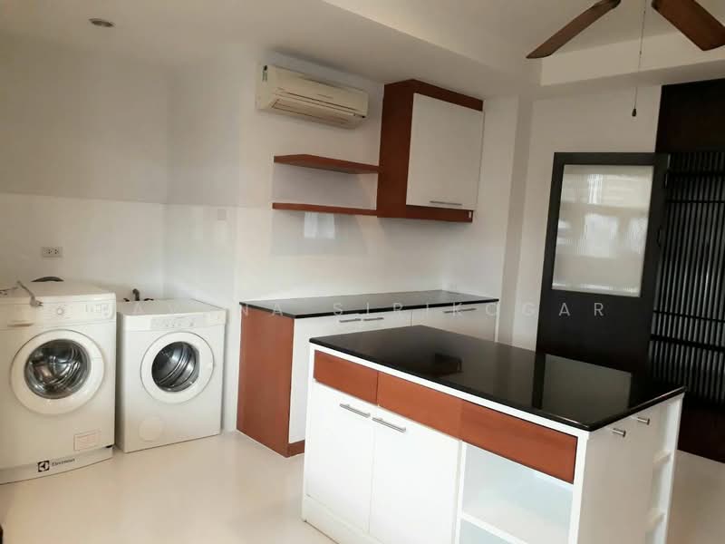 Niti Court, Bangkok, Nang Linchi 4 Alley, Thung Maha Mek, Sathon, Bangkok, 5 Bedrooms, 280 sqm, Apartment For Rent, by Pavana Sirikogar, 500149926 - DDproperty.com