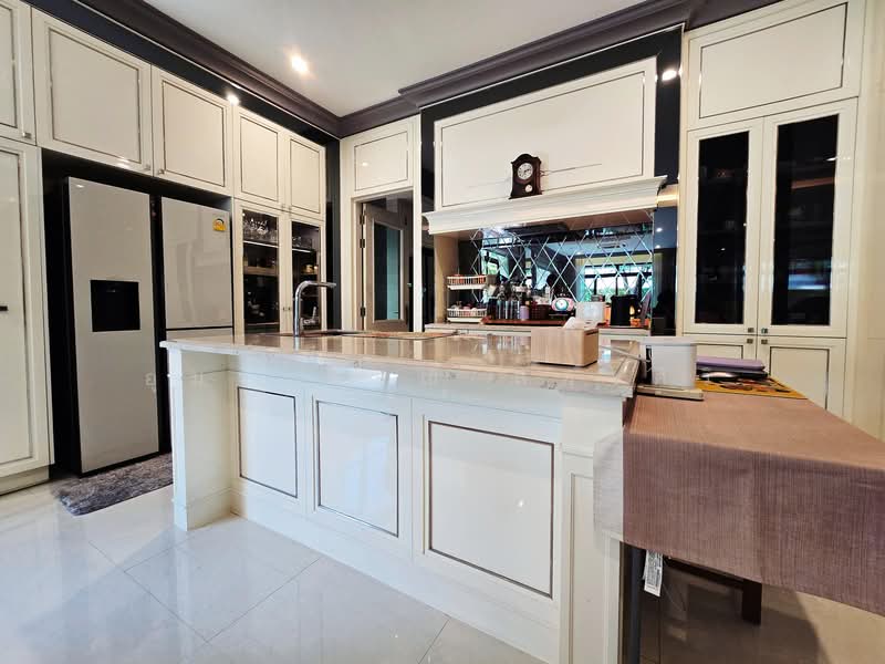 Ladawan Ratchapruek-Pinklao, Bangkok, Ratchapruek Road, Bang Ra Mat, Taling Chan, Bangkok, 4 Bedrooms, 542 sqm, Single Detached House For Sale, by อุมาวรรณ ส่องศิริ, 500149963 - DDproperty.com