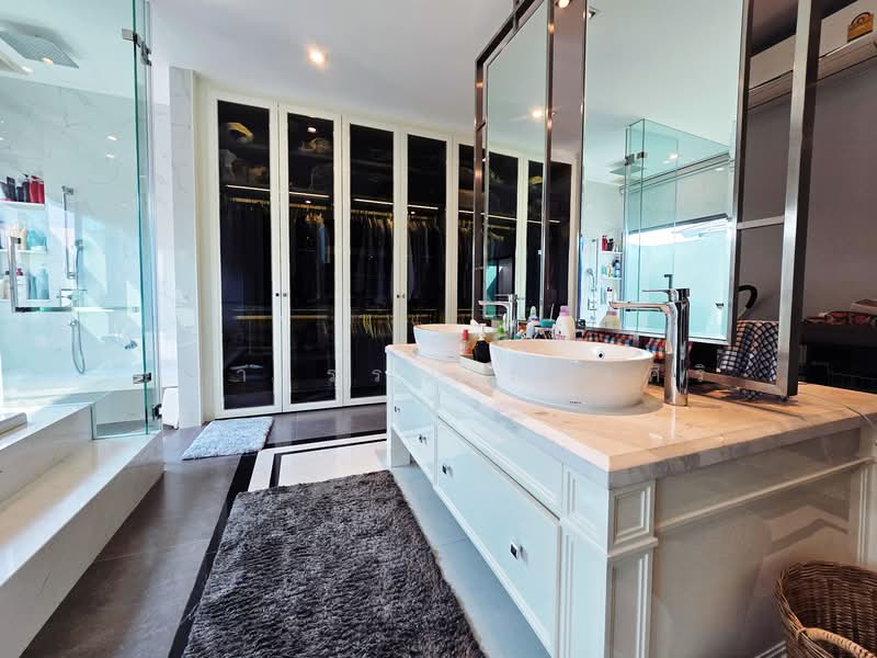 Ladawan Ratchapruek-Pinklao, Bangkok, Ratchapruek Road, Bang Ra Mat, Taling Chan, Bangkok, 4 Bedrooms, 542 sqm, Single Detached House For Sale, by อุมาวรรณ ส่องศิริ, 500149963 - DDproperty.com